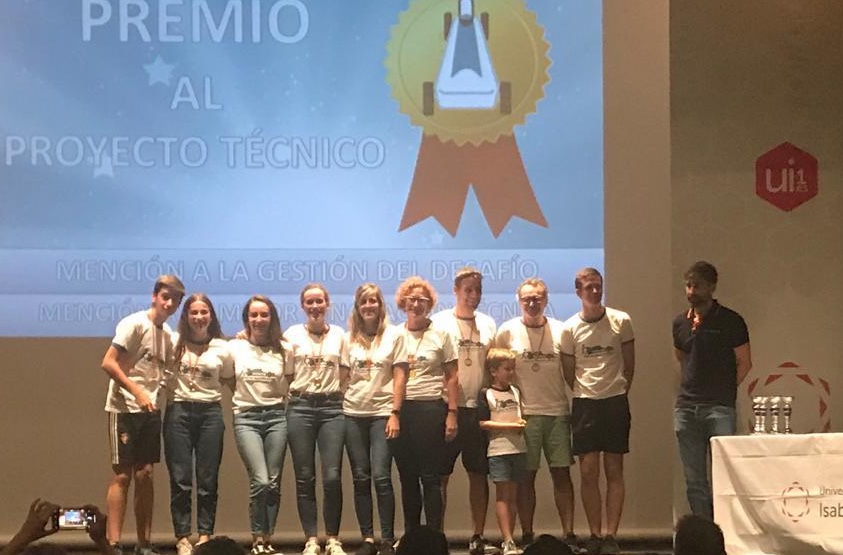 El colegio Santa Teresa participa en el VI desafío de Hiperbaric Challenge en Burgos
